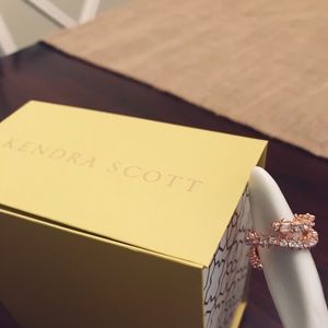 Kendra Scott - 24 carat raw insect ring